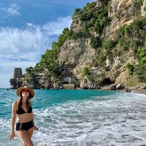 Meet your Posher, Christina